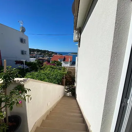 Jakov & Antonia Heritage Estate