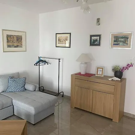 Jakov & Antonia Heritage Estate Apartment *