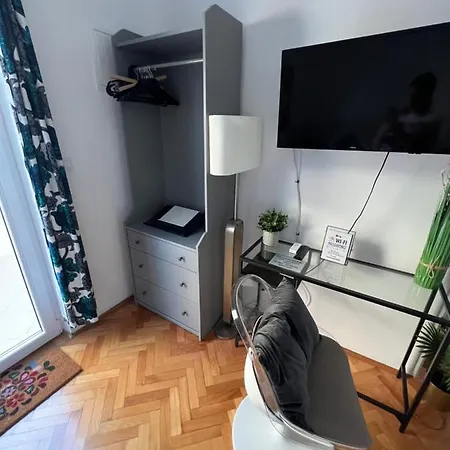 Jakov & Antonia Heritage Estate Apartment Hvar Town