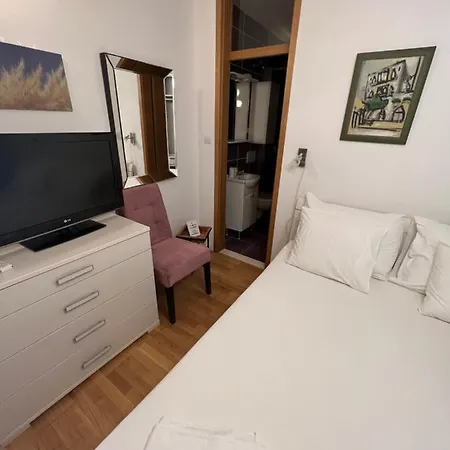 Jakov & Antonia Heritage Estate Hvar Town