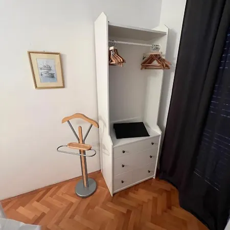 Jakov & Antonia Heritage Estate Apartment Hvar Town