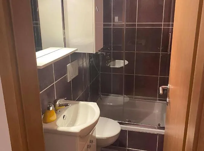 Jakov & Antonia Heritage Estate 아파트 *