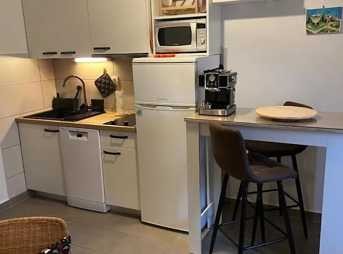 Jakov & Antonia Heritage Estate *