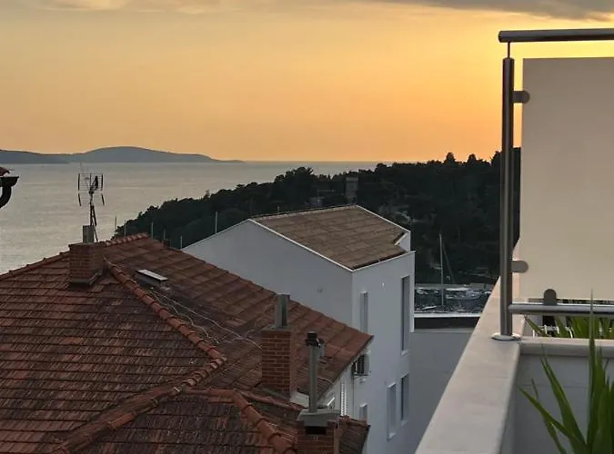 Jakov & Antonia Heritage Estate Διαμέρισμα Χβαρ